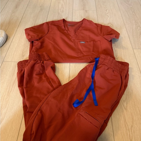 Figs Other - Figs Women's orange/cider Scrub Set with Blue Accent